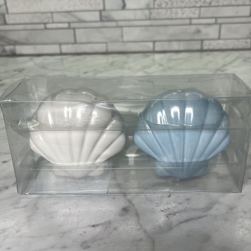 Set of Ceramic Blue And White Sea Shell Salt & Pepper Shakers 2.5 inches tall